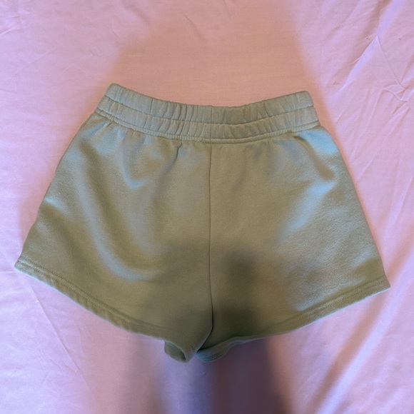 High Waisted Green Cotton Elastic Waistband Shorts - Picture 4 of 5